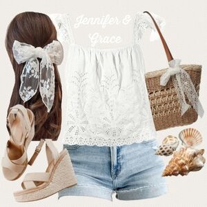 Jennifer & Grace White Eyelet Ruffle Sleeve Blouse Women's Size US Small